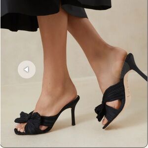 Loeffler Randall Claudia Pleated Bow Mule size 8 color Black never worn